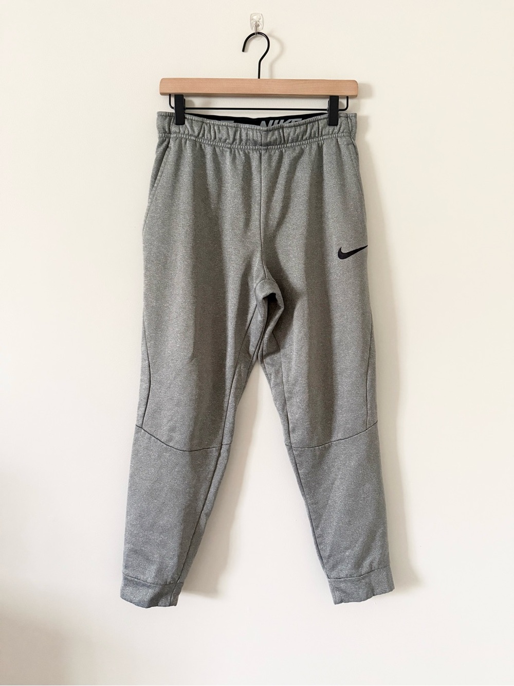 Nike Men's Dri-FIT Gray Therma Fleece Jogger Training Pants Size Small